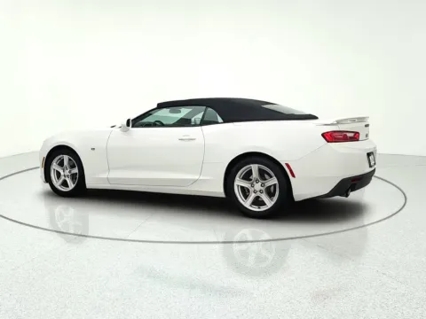 More photos of 2018 Chevrolet Camaro 1LT at CarWise Gurnee, IL