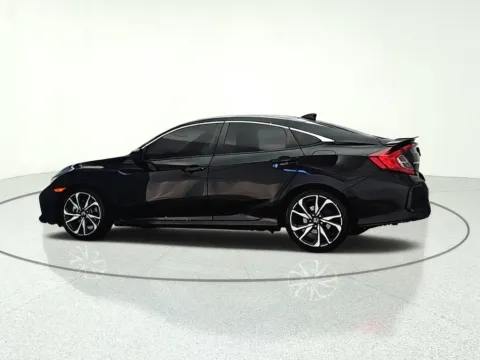 More photos of 2018 Honda Civic Si at CarWise Gurnee, IL
