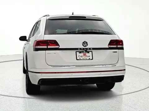 More photos of 2023 Volkswagen Atlas 3.6L V6 SEL R-Line at CarWise Gurnee, IL