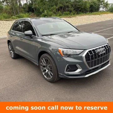 Gray 2020 Audi Q3 Premium for sale in Gurnee, IL