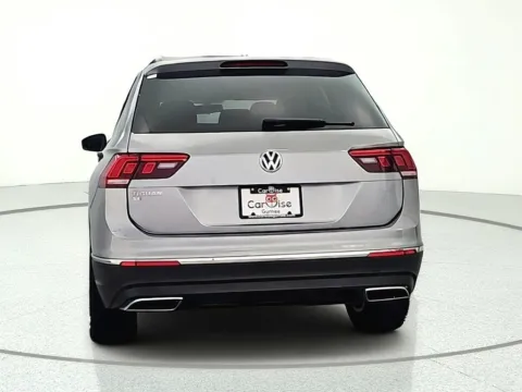 More photos of 2021 Volkswagen Tiguan 2.0T SE at CarWise Gurnee, IL