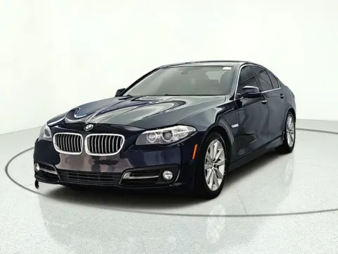 Photos of 2016 BMW 5 Series 535i xDrive for sale in Gurnee, IL at CarWise Gurnee