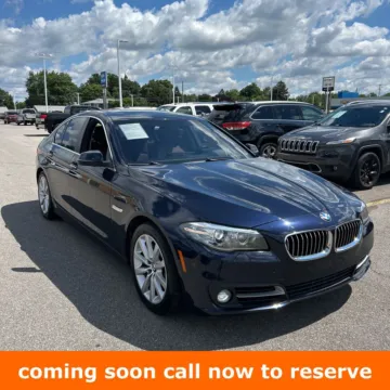Blue 2016 BMW 5 Series 535i xDrive for sale in Gurnee, IL
