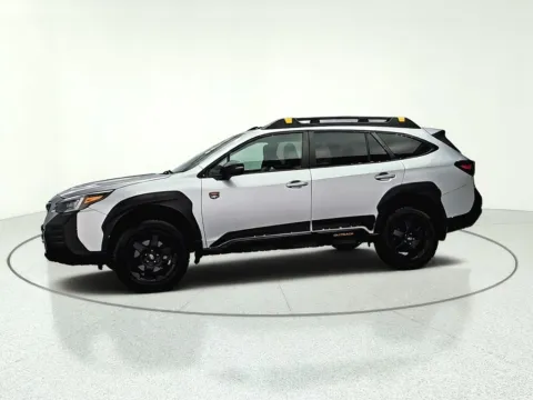 More photos of 2022 Subaru Outback Wilderness at CarWise Gurnee, IL