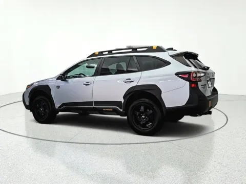 More photos of 2022 Subaru Outback Wilderness at CarWise Gurnee, IL