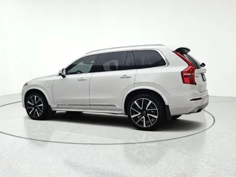 More photos of 2021 Volvo XC90 Recharge Plug-In Hybrid T8 Inscription Expression 7 Passenger at CarWise Gurnee, IL