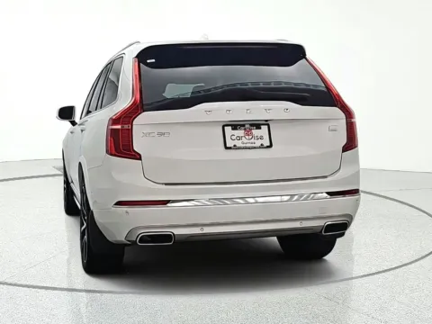 More photos of 2021 Volvo XC90 Recharge Plug-In Hybrid T8 Inscription Expression 7 Passenger at CarWise Gurnee, IL