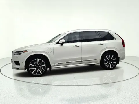 More photos of 2021 Volvo XC90 Recharge Plug-In Hybrid T8 Inscription Expression 7 Passenger at CarWise Gurnee, IL