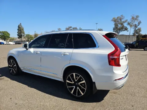 Photos of 2021 Volvo XC90 Recharge Plug-In Hybrid T8 Inscription Expression 7 Passenger for sale in Gurnee, IL at CarWise Gurnee