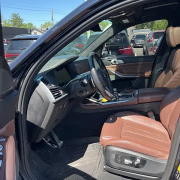 Another view of 2020 BMW X7 xDrive40i for sale in Gurnee, IL at CarWise Gurnee