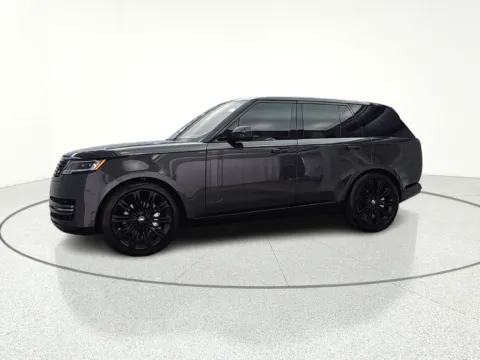 Another view of 2023 Land Rover Range Rover SE for sale in Gurnee, IL at CarWise Gurnee