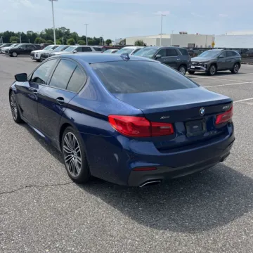 Photos of 2019 BMW 5 Series 530i xDrive for sale in Gurnee, IL at CarWise Gurnee