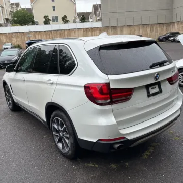Photos of 2017 BMW X5 xDrive35i for sale in Gurnee, IL at CarWise Gurnee