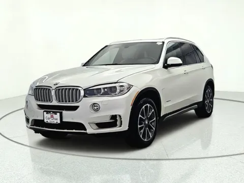 Photos of 2017 BMW X5 xDrive35i for sale in Gurnee, IL at CarWise Gurnee