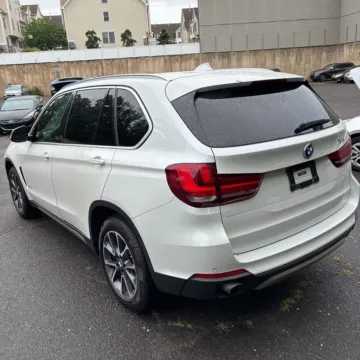 Photos of 2017 BMW X5 xDrive35i for sale in Gurnee, IL at CarWise Gurnee