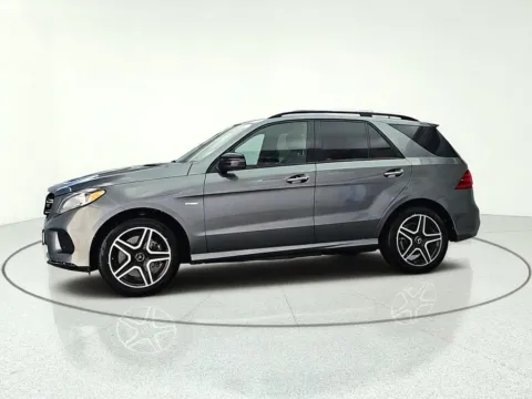 More photos of 2019 Mercedes-Benz GLE 43 AMG at CarWise Gurnee, IL