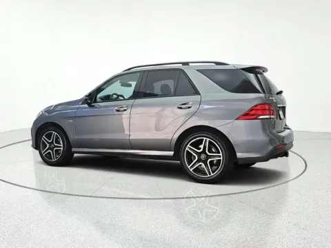 More photos of 2019 Mercedes-Benz GLE 43 AMG at CarWise Gurnee, IL