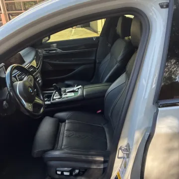 Another view of 2021 BMW 7 Series 750i xDrive for sale in Gurnee, IL at CarWise Gurnee