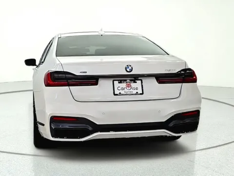 More photos of 2021 BMW 7 Series 750i xDrive at CarWise Gurnee, IL