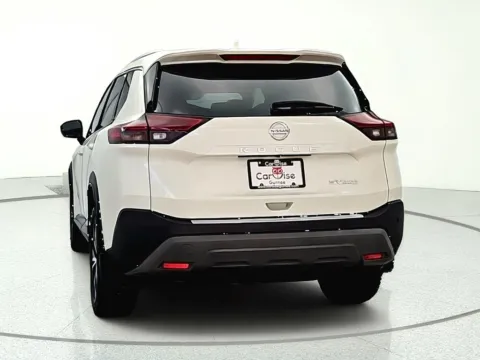 More photos of 2021 Nissan Rogue SV at CarWise Gurnee, IL