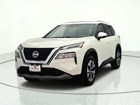 Photos of 2021 Nissan Rogue SV for sale in Gurnee, IL at CarWise Gurnee