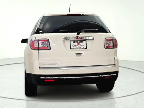 More photos of 2013 GMC Acadia SLT-2 at CarWise Gurnee, IL