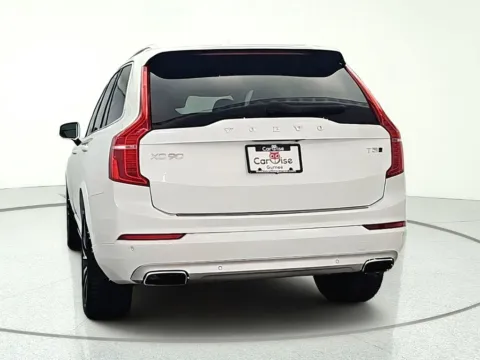 More photos of 2020 Volvo XC90 T5 Momentum at CarWise Gurnee, IL