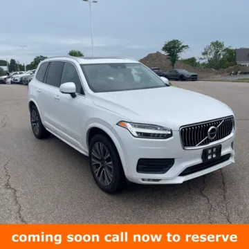 White 2020 Volvo XC90 T5 Momentum for sale in Gurnee, IL