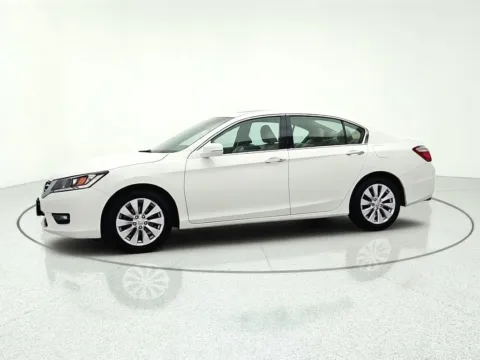 Another view of 2014 Honda Accord EX-L for sale in Gurnee, IL at CarWise Gurnee