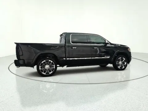 More photos of 2020 Ram 1500 Limited at CarWise Gurnee, IL