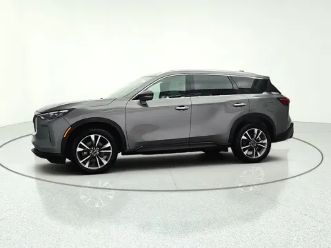More photos of 2023 INFINITI QX60 LUXE at CarWise Gurnee, IL