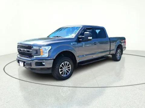 More photos of 2019 Ford F-150 XLT at CarWise Gurnee, IL