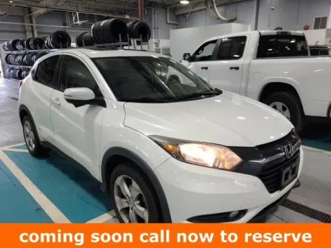 White 2016 Honda HR-V EX for sale in Gurnee, IL