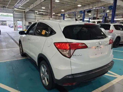 Photos of 2016 Honda HR-V EX for sale in Gurnee, IL at CarWise Gurnee