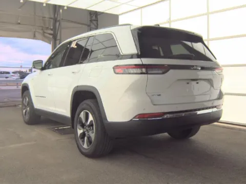 Photos of 2023 Jeep Grand Cherokee 4xe for sale in Gurnee, IL at CarWise Gurnee