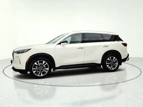 Another view of 2024 INFINITI QX60 LUXE for sale in Gurnee, IL at CarWise Gurnee