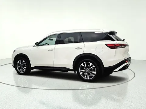 More photos of 2024 INFINITI QX60 LUXE at CarWise Gurnee, IL