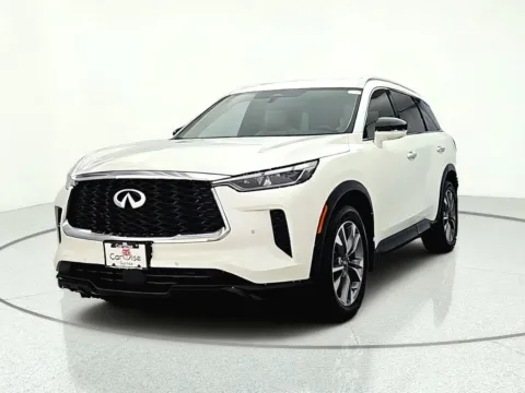 Photos of 2024 INFINITI QX60 LUXE for sale in Gurnee, IL at CarWise Gurnee