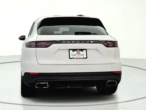 More photos of 2020 Porsche Cayenne at CarWise Gurnee, IL
