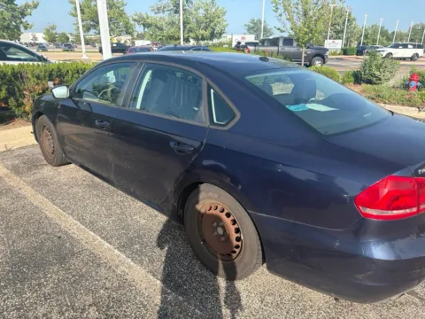 Photos of 2013 Volkswagen Passat 2.5 S for sale in Gurnee, IL at CarWise Gurnee