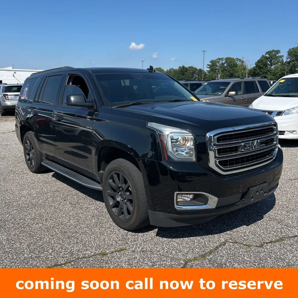 Black 2019 GMC Yukon SLT for sale in Gurnee, IL