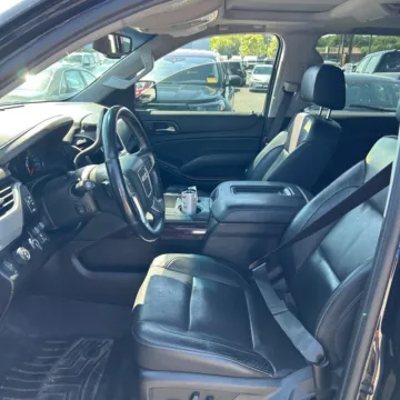 Another view of 2019 GMC Yukon SLT for sale in Gurnee, IL at CarWise Gurnee
