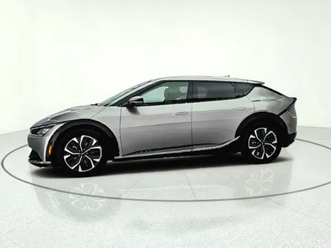More photos of 2022 Kia EV6 Wind at CarWise Gurnee, IL