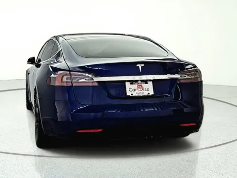 More photos of 2020 Tesla Model S Long Range at CarWise Gurnee, IL