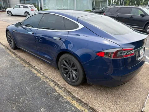 Photos of 2020 Tesla Model S for sale in Gurnee, IL at CarWise Gurnee