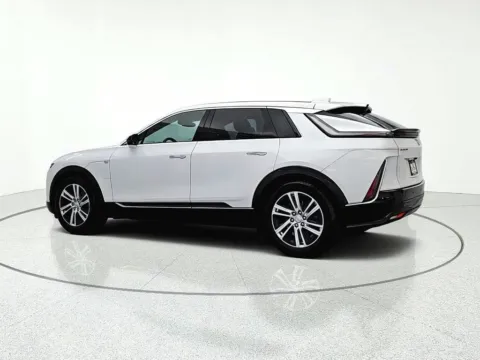 More photos of 2024 Cadillac LYRIQ Tech at CarWise Gurnee, IL