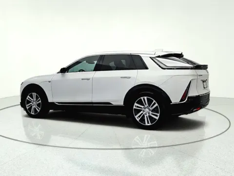 More photos of 2024 Cadillac LYRIQ Tech at CarWise Gurnee, IL