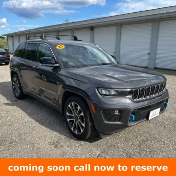 Gray 2023 Jeep Grand Cherokee Overland 4xe for sale in Gurnee, IL