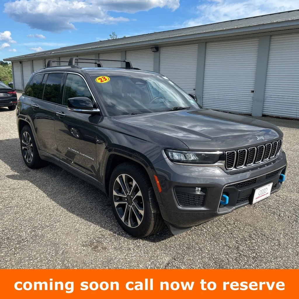 Gray 2023 Jeep Grand Cherokee Overland 4xe for sale in Gurnee, IL