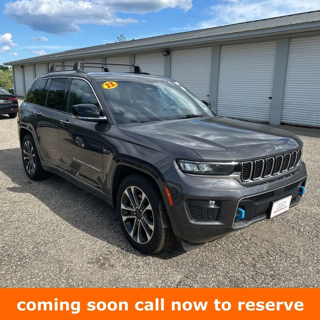 Gray 2023 Jeep Grand Cherokee Overland 4xe for sale in Gurnee, IL